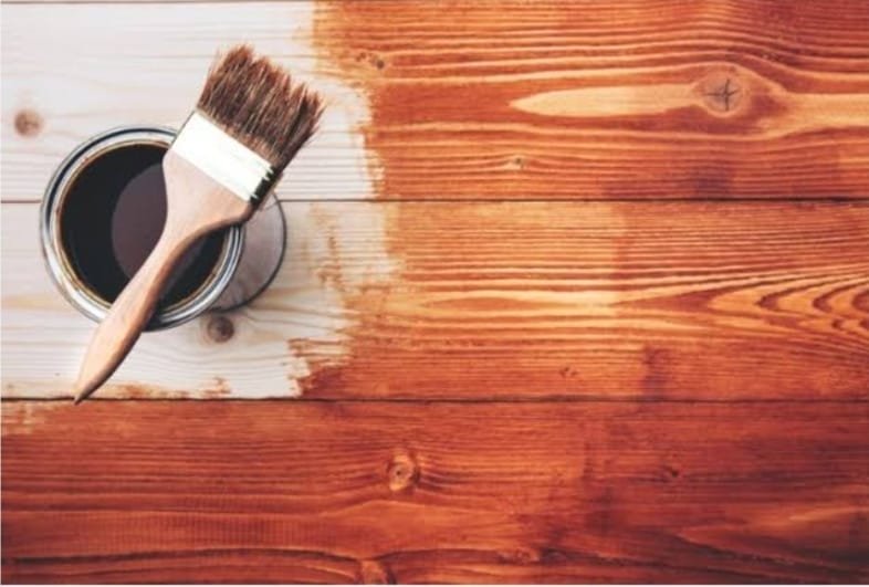 🪵 تجديد الخشب وصيانة الأثاث في المدينة المنورة – لمسة فنية تدوم